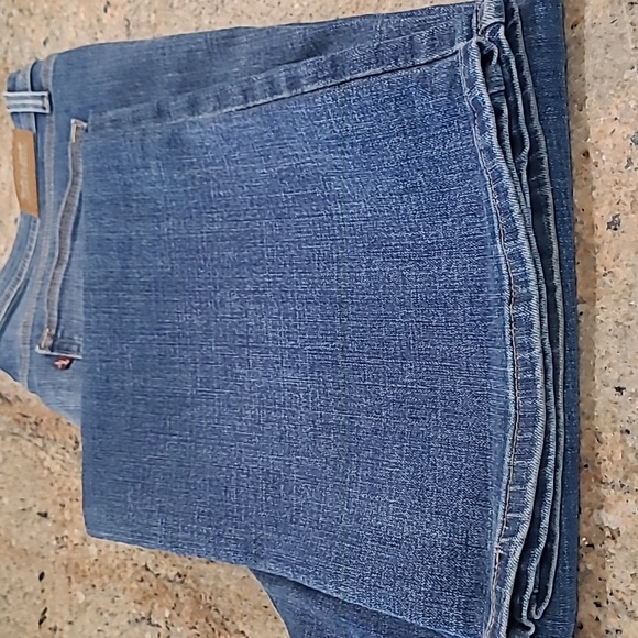 Levi's 529 Curvy Boot Cut Denim Jeans - Picture 7 of 8